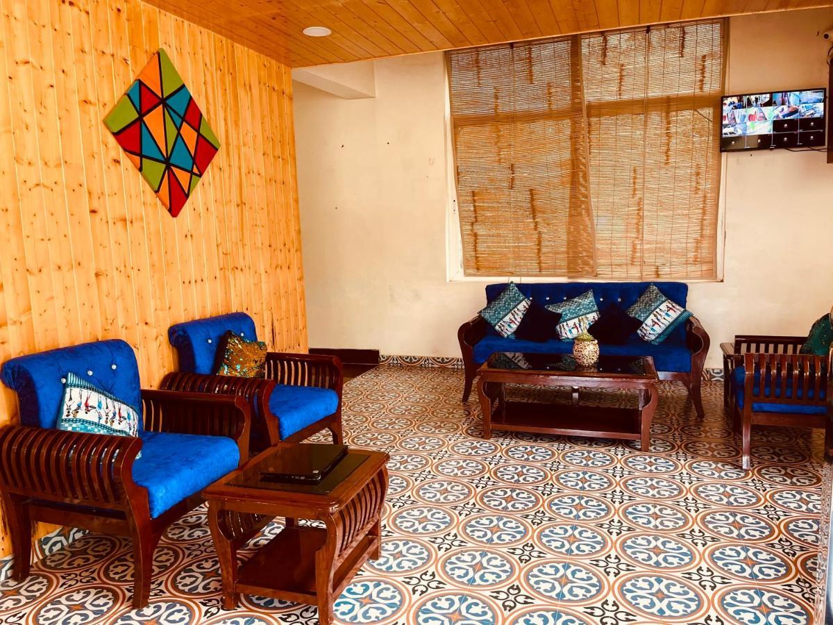 Kempty Myst Resort, Mussoorie - A Comfortable Stay Eksteriør bilde